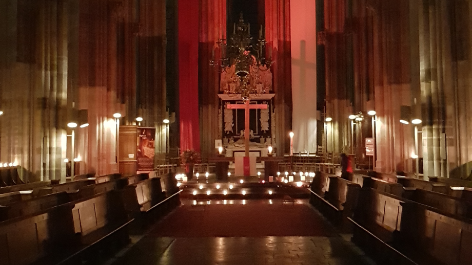 Kaarsjes in de Domkerk